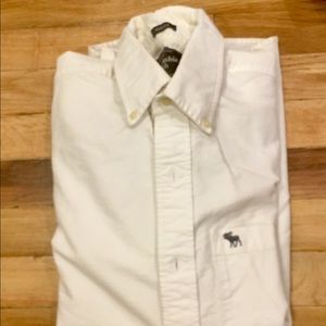 Abercrombie & Fitch White Button Up (Men’s S)